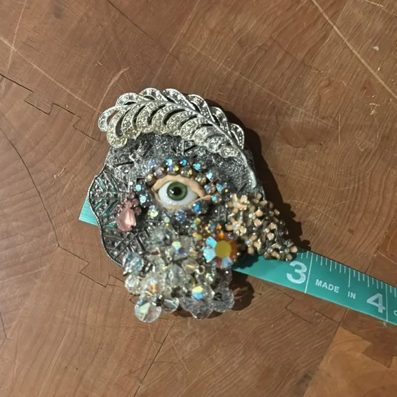 Third Eye Ophanim Brooch 🤍 - Picture 8 of 10